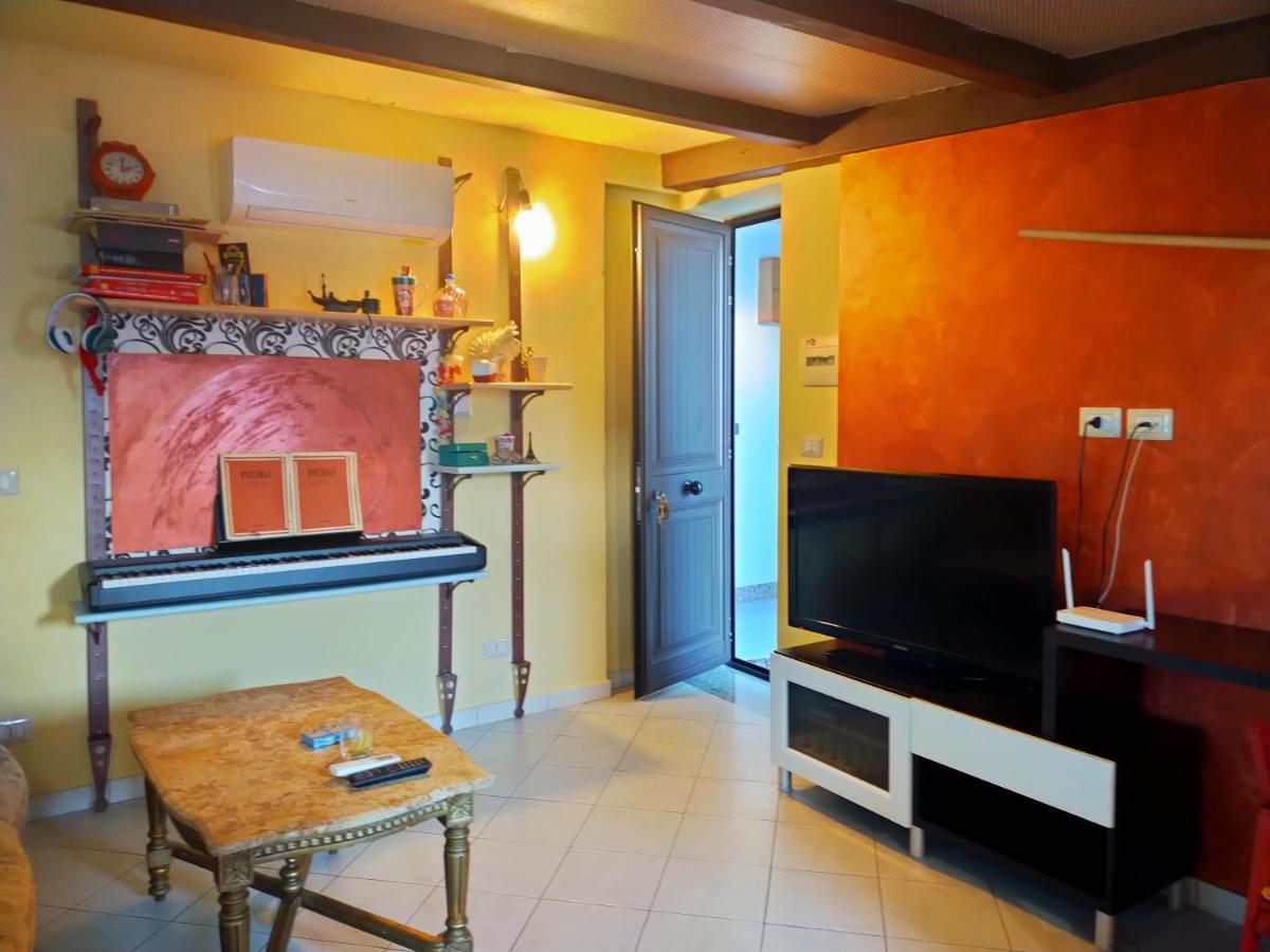 Chelsea Barracks Apartment Giardini Naxos Exterior photo